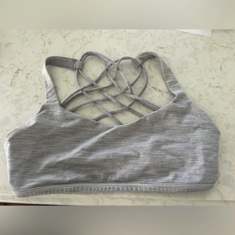 Lululemon Free To Be Bra (Wild) ~ size 8 - Picture 5 of 8